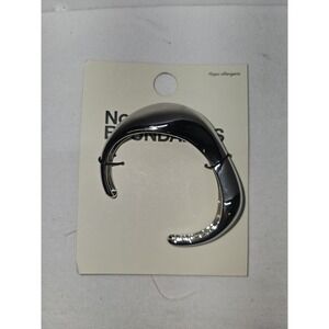 NWT No Boundaries Silver Tone Organic Sculpted Cuff Bracelet Abstract Modernist